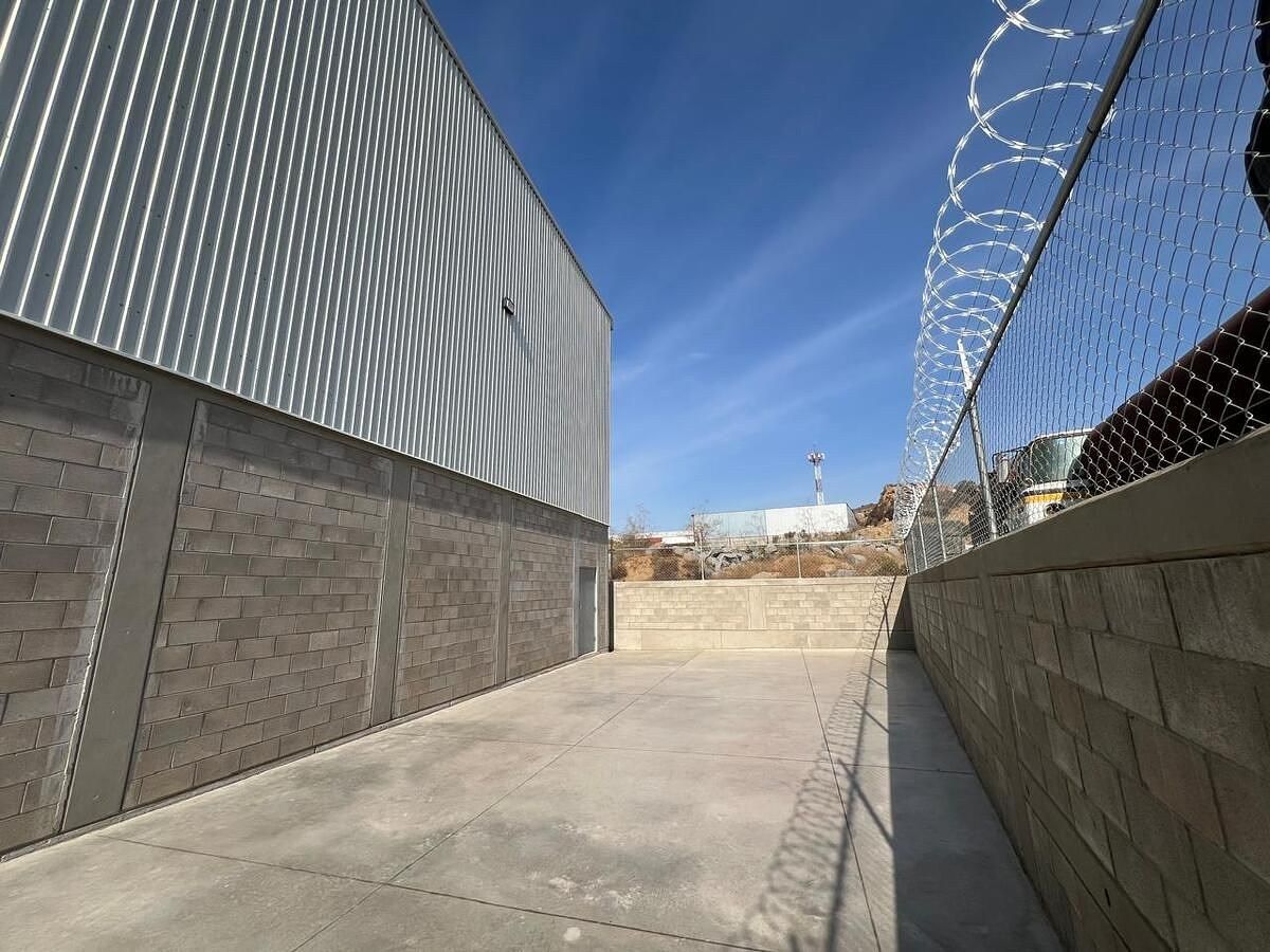 Commercial Storage Unit in El Florido 1ra. Sección, Tijuana, photo 7 of 26