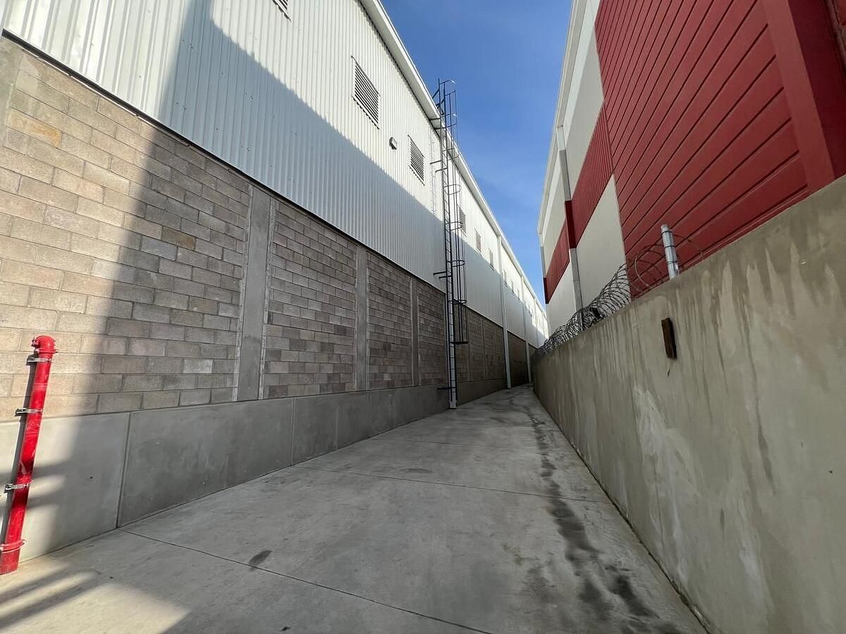 Commercial Storage Unit in El Florido 1ra. Sección, Tijuana, photo 9 of 26