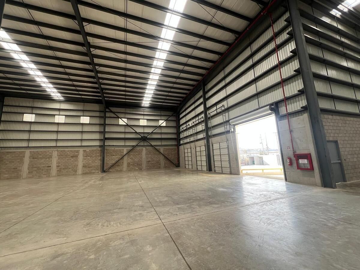 Commercial Storage Unit in El Florido 1ra. Sección, Tijuana, photo 20 of 26