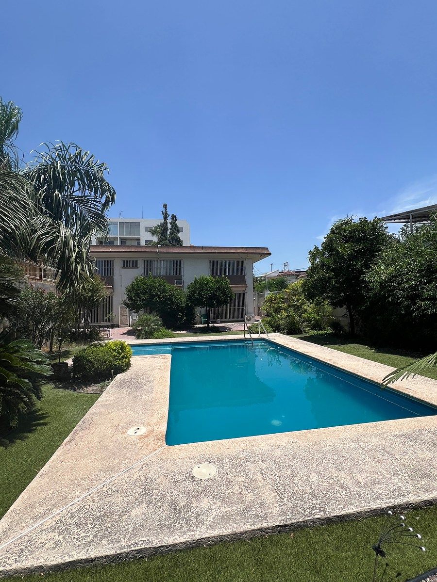 House for SALE in the Center of Monterrey, NL, photo 1 of 10