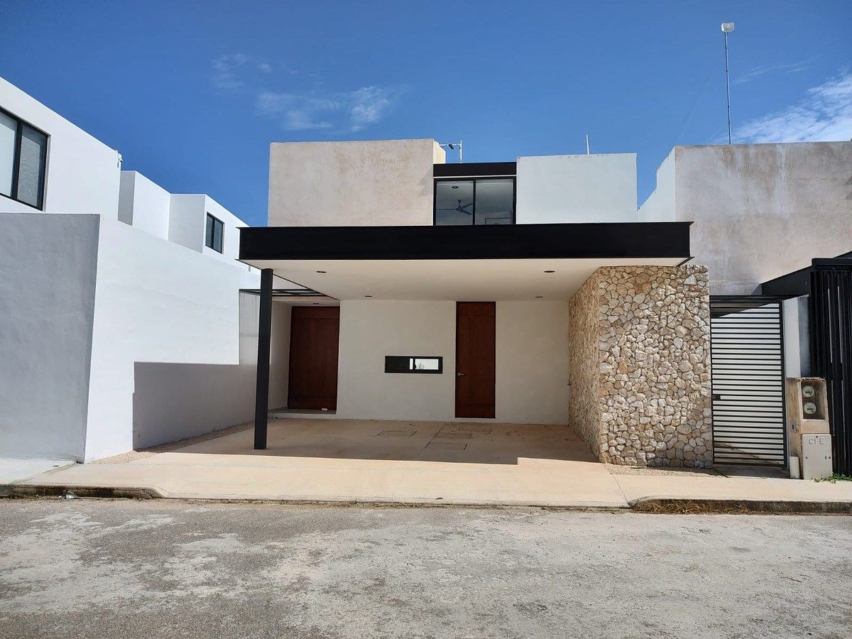 Fachada principal, photo 1 of 40