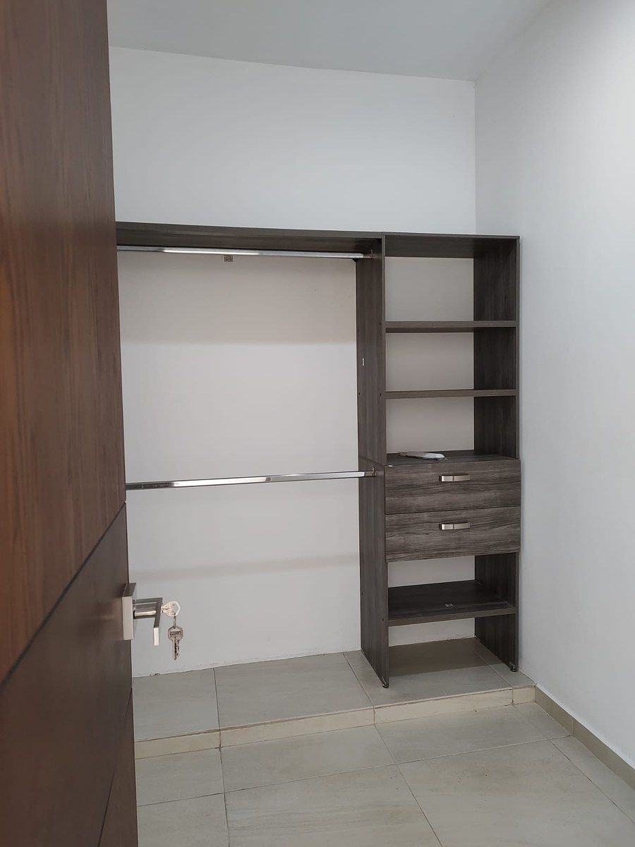 Closet vestidor habitación principal, photo 28 of 40