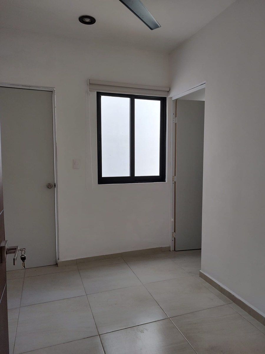 Cuarto de servicio, photo 37 of 40