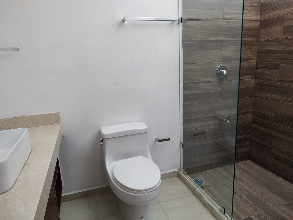 Baño habitación 3, photo 35 of 40