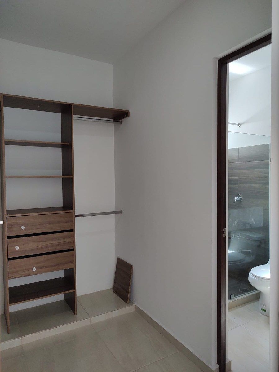 Closet vestidor y baño Habitación 3, photo 36 of 40