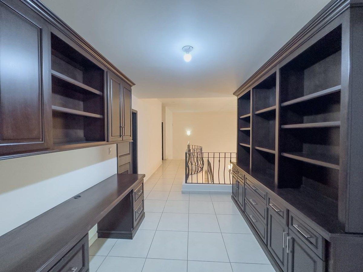 Casa en La Rioja Residencial, Hermosillo, foto 14 de 20