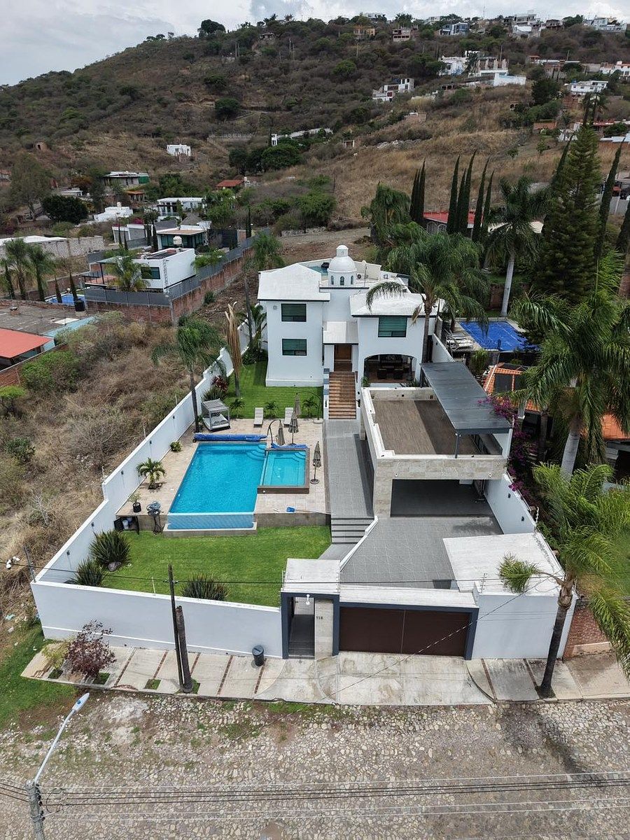 House for Sale in Balcones de la Calera - Zenzontle 118, photo 1 of 35