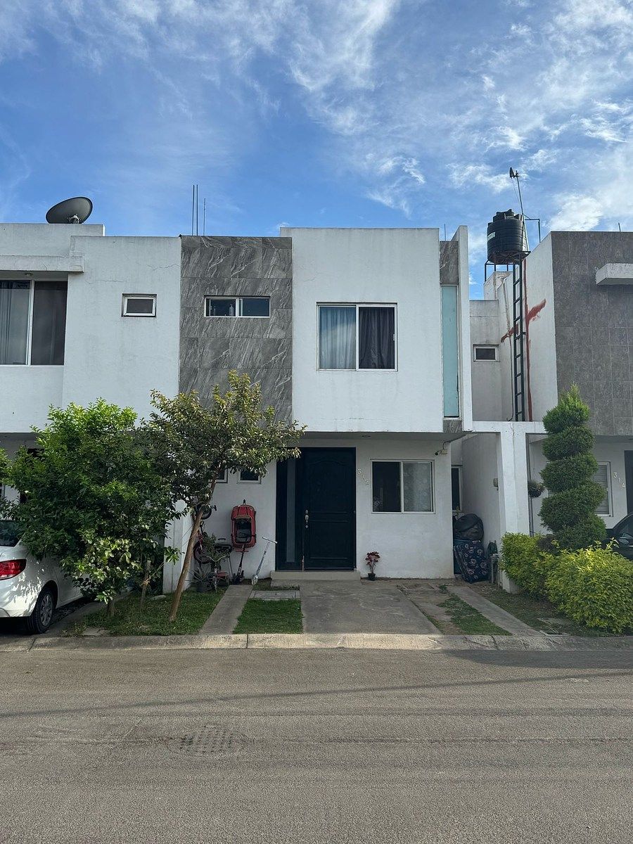 VENDA CASA LA MORALEJA CONDOMÍNIO PAMPLONA, foto 1 de 38