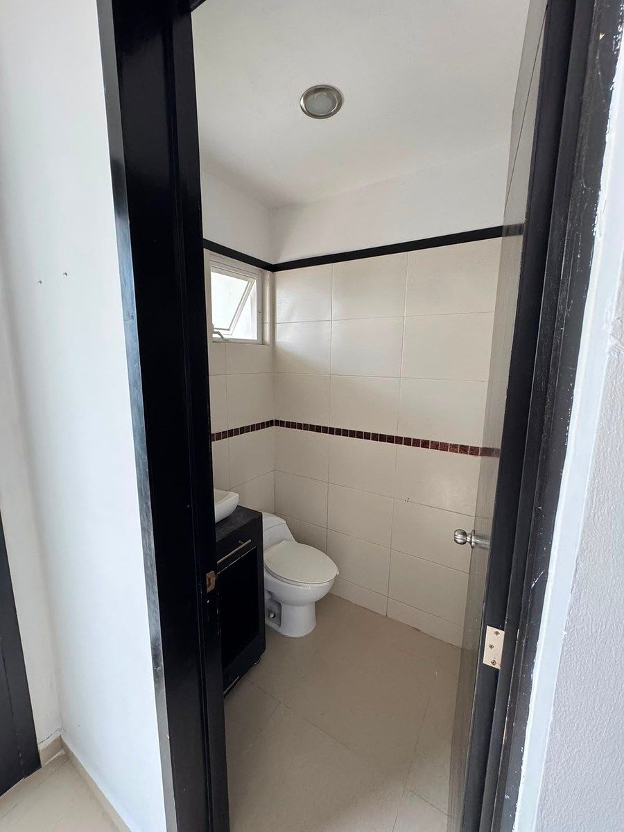 Casa em La Moraleja, Zapopan, foto 5 de 38