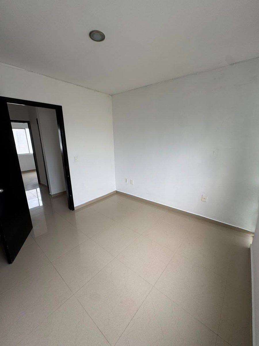 Casa em La Moraleja, Zapopan, foto 32 de 38