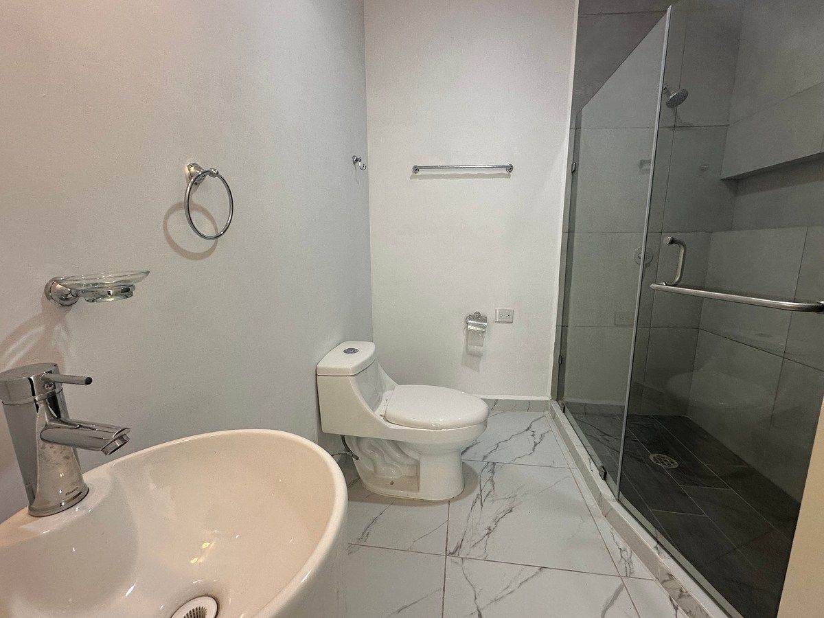 Baño común, foto 5 de 10