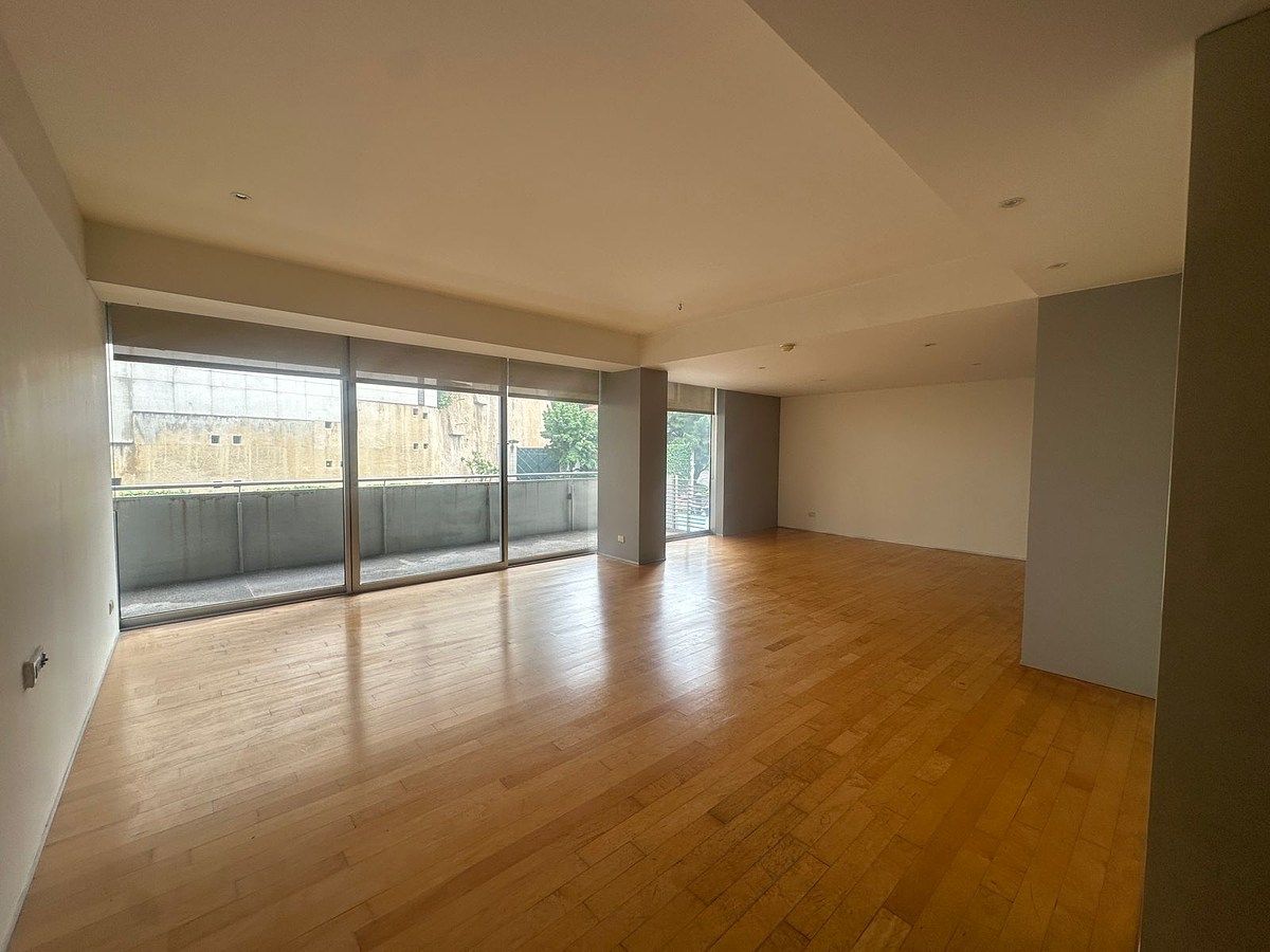 Apartment for Sale in Bosques de las Lomas, photo 1 of 15