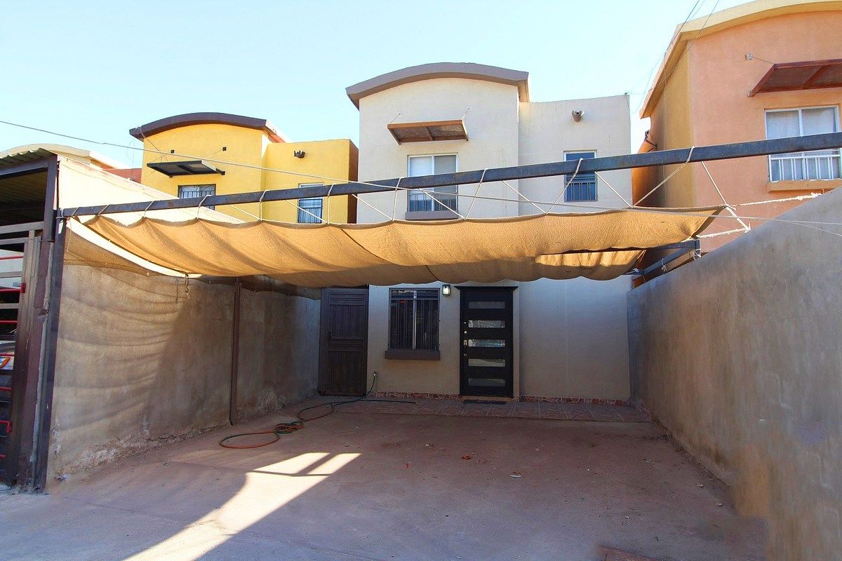 Casa en Valle del Pedregal 2a Sección, Mexicali, foto 2 de 13