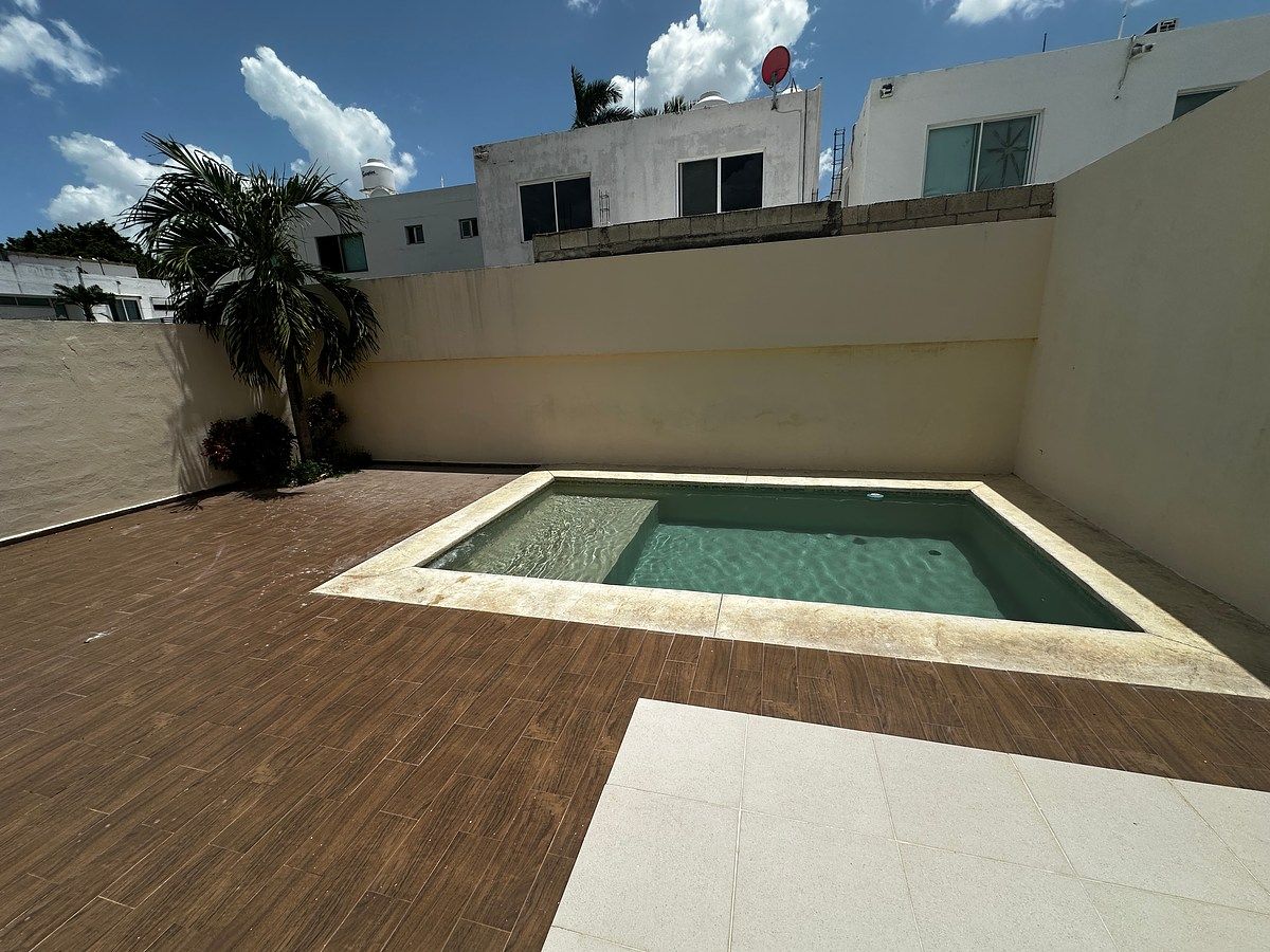 House in Francisco de Montejo, Mérida, photo 3 of 15