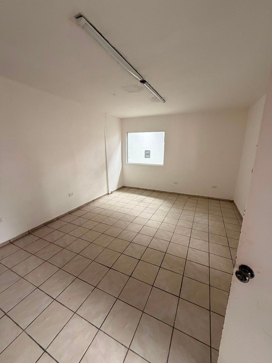 Bodega comercial en Central de Carga, San Nicolás de los Garza, foto 5 de 13