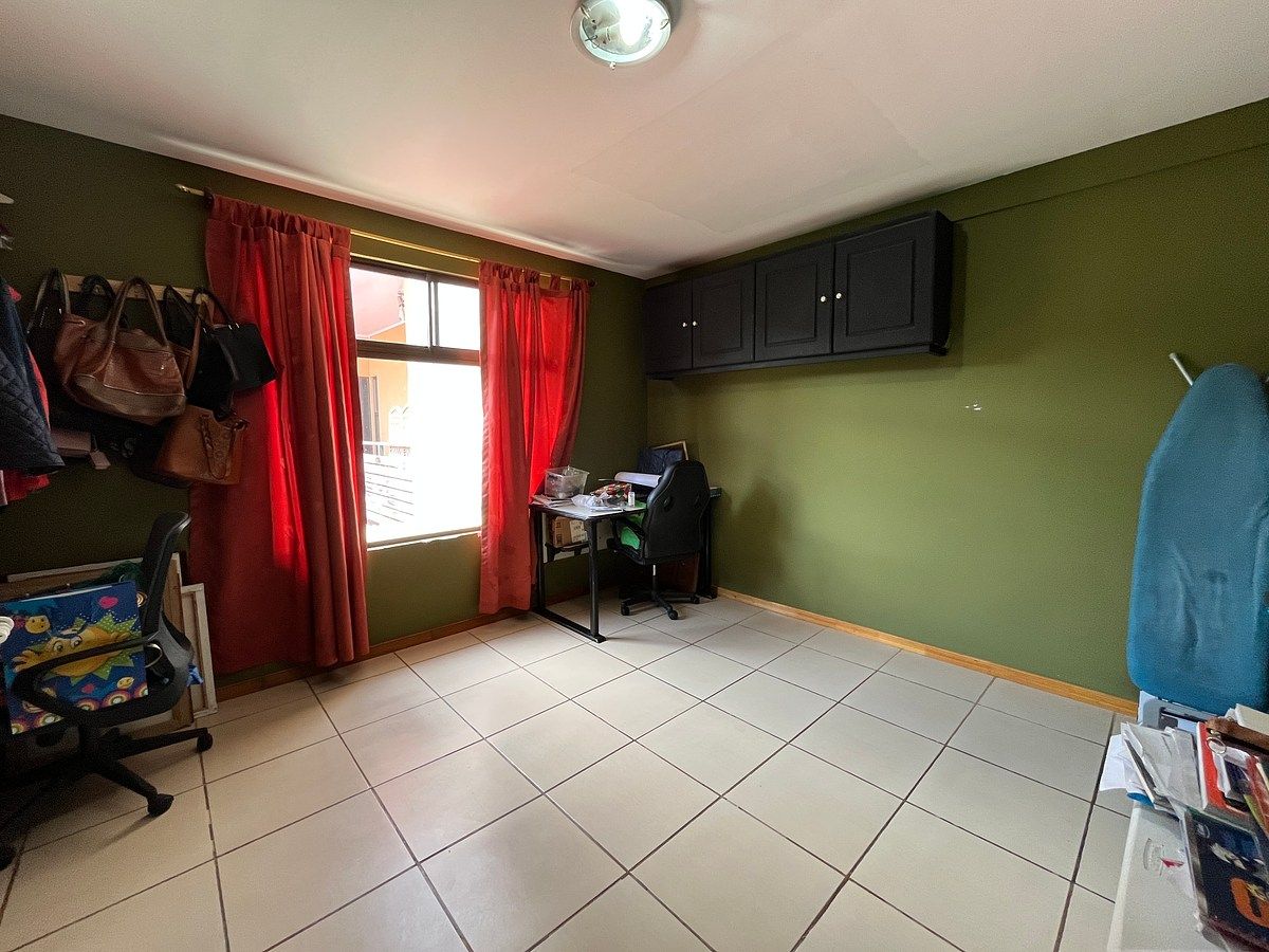 Dormitorio principal, foto 20 de 25