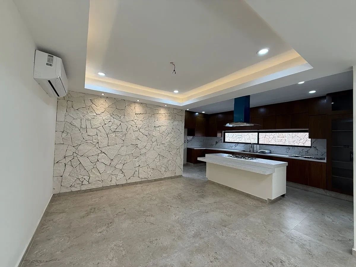 Casa em Las Palmas, Medellín, foto 7 de 36