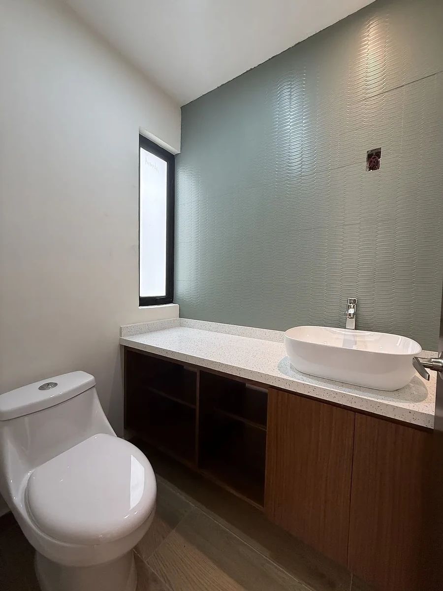 Casa em Las Palmas, Medellín, foto 16 de 36