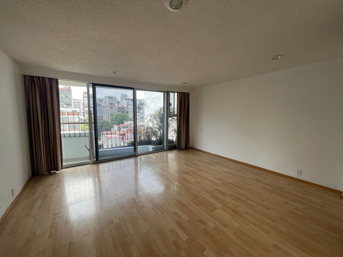 Apartment in Polanco V Sección, Miguel Hidalgo, photo 13 of 16