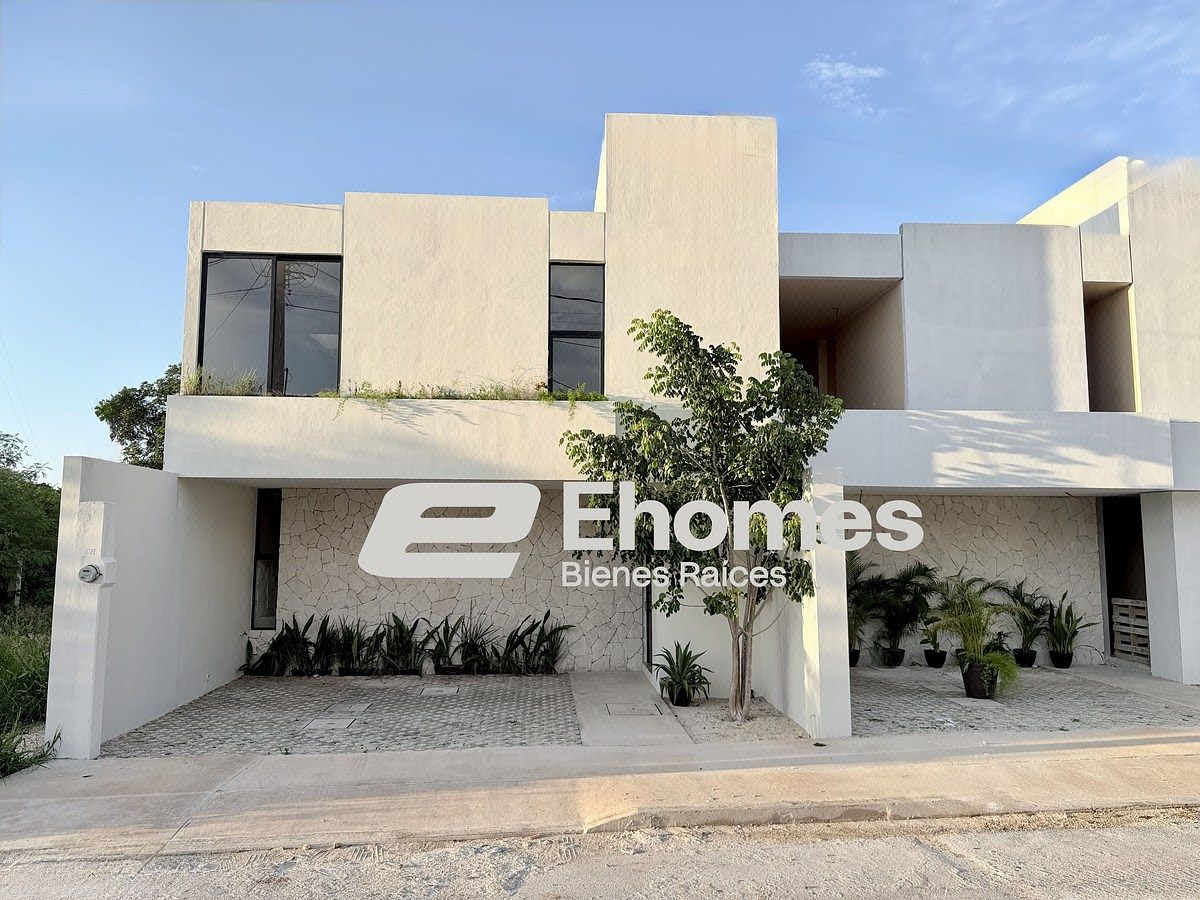 Casa de tres recamaras en preventa cerca de Real Montejo
