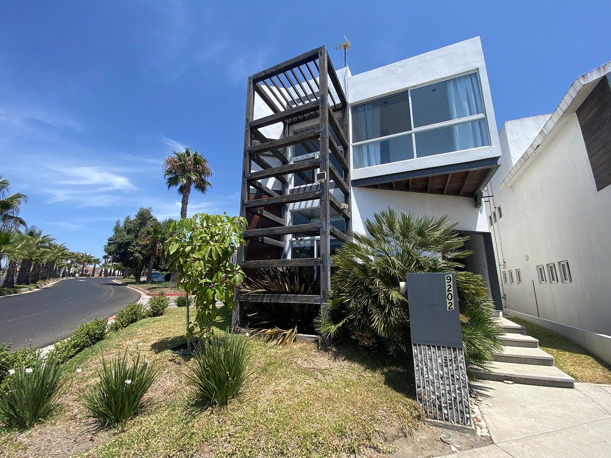 Exclusive Residence for Sale in Real del Mar