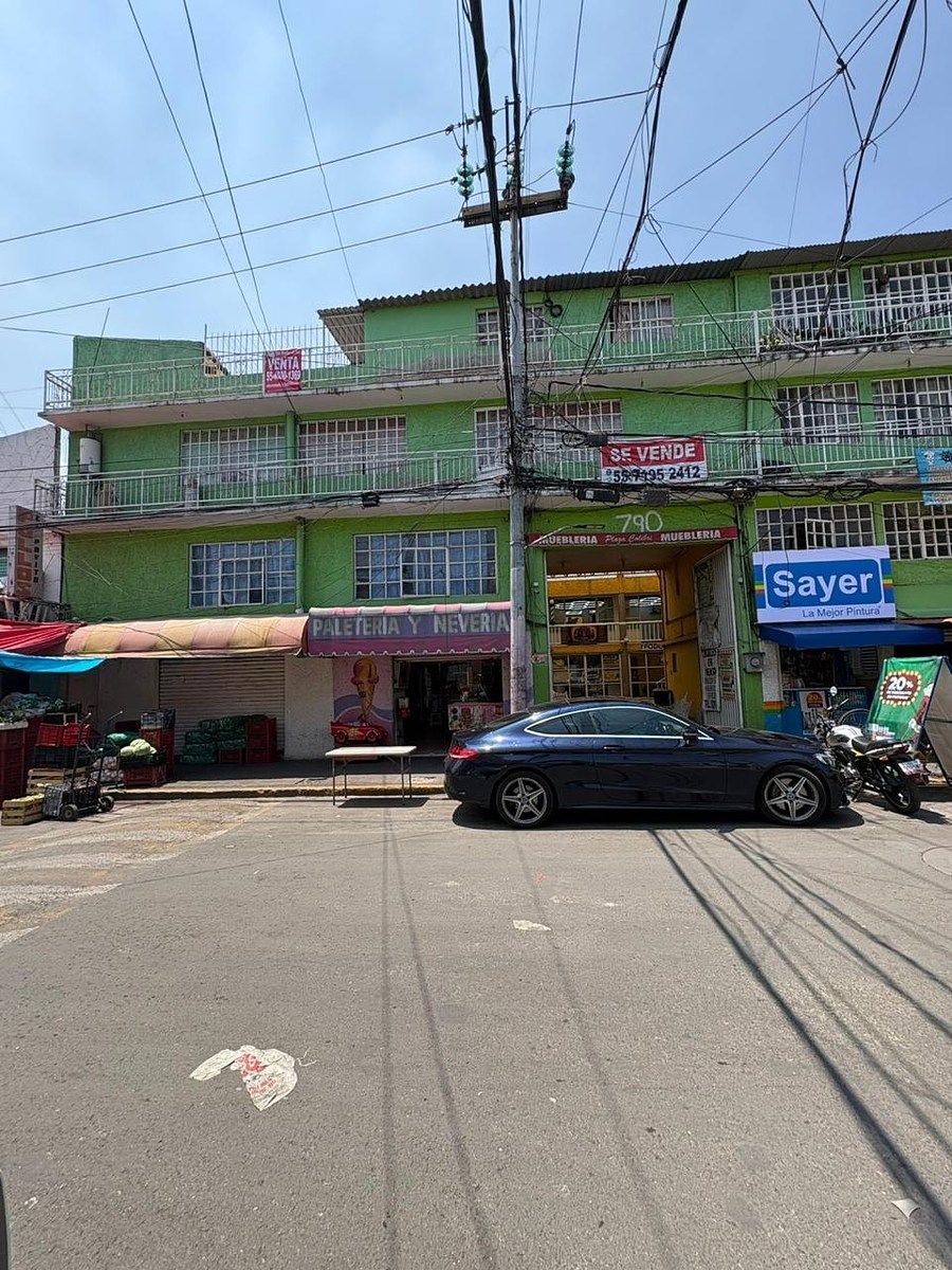 Edifício em Gustavo Baz Prada, Tlalnepantla de Baz, foto 9 de 11