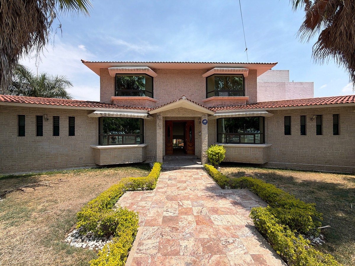 Casa en venta Lomas de Cocoyoc, foto 1 de 44