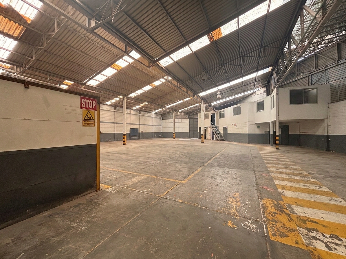Commercial Storage Unit in Industrial Alce Blanco, Naucalpan de Juárez, photo 3 of 9