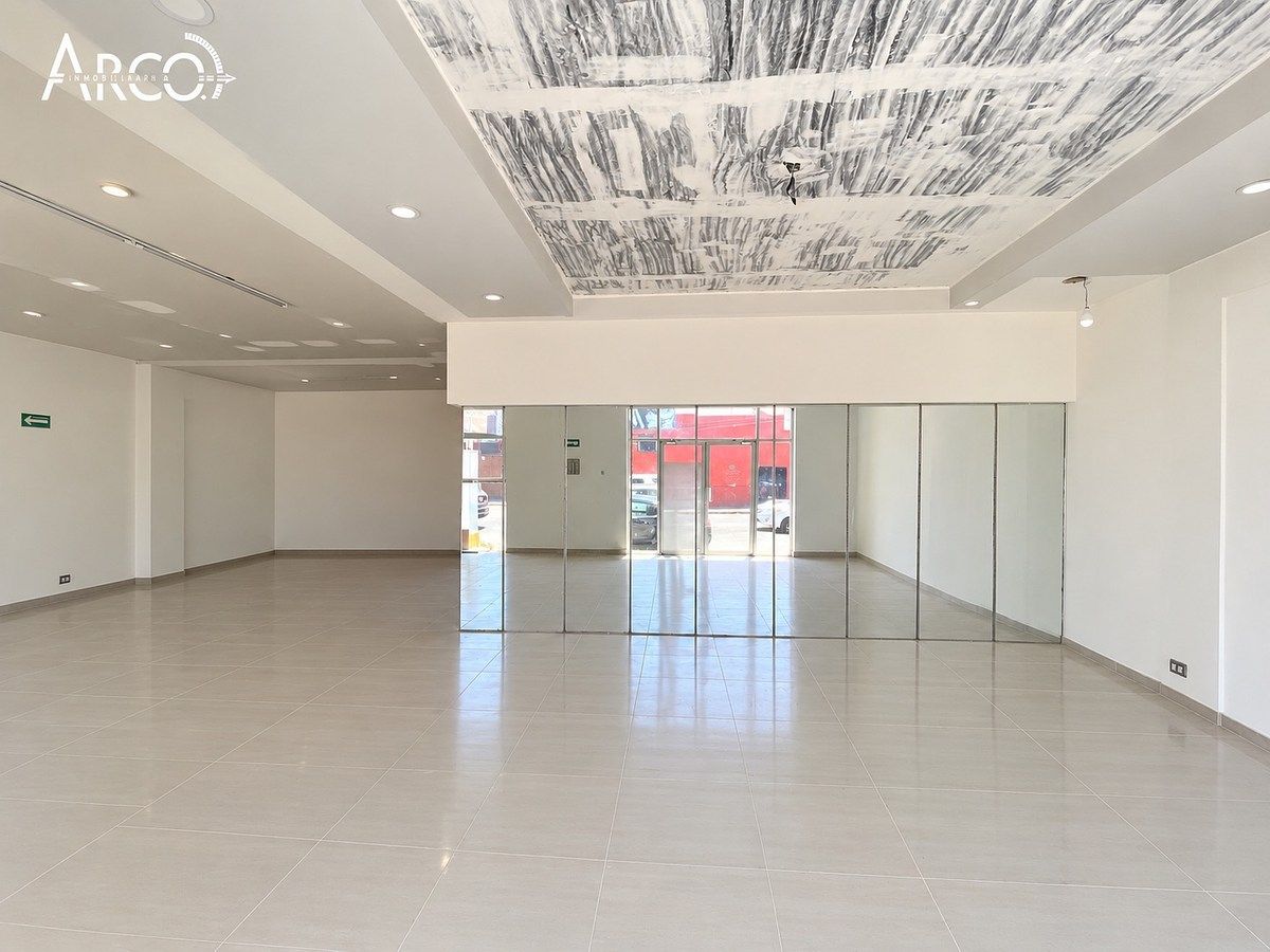 Retail Space in Sección Primera, Ensenada, photo 2 of 4