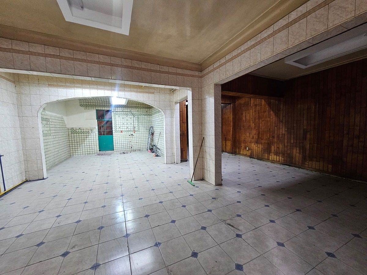Excelente Espaço Comercial de 109m2 em Tabacalera, foto 1 de 14