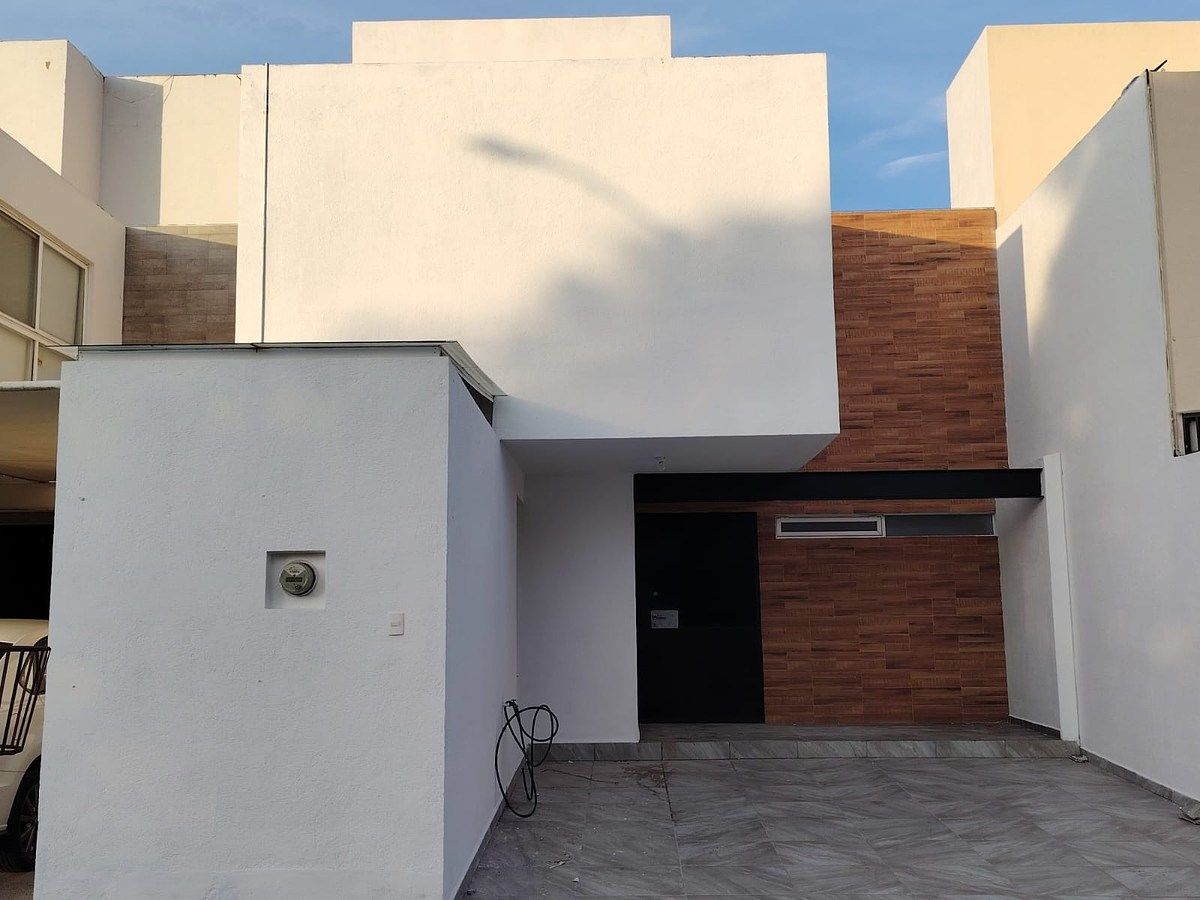 Casa à Venda, quarto no andar térreo, Corregidora, Qro., foto 1 de 15