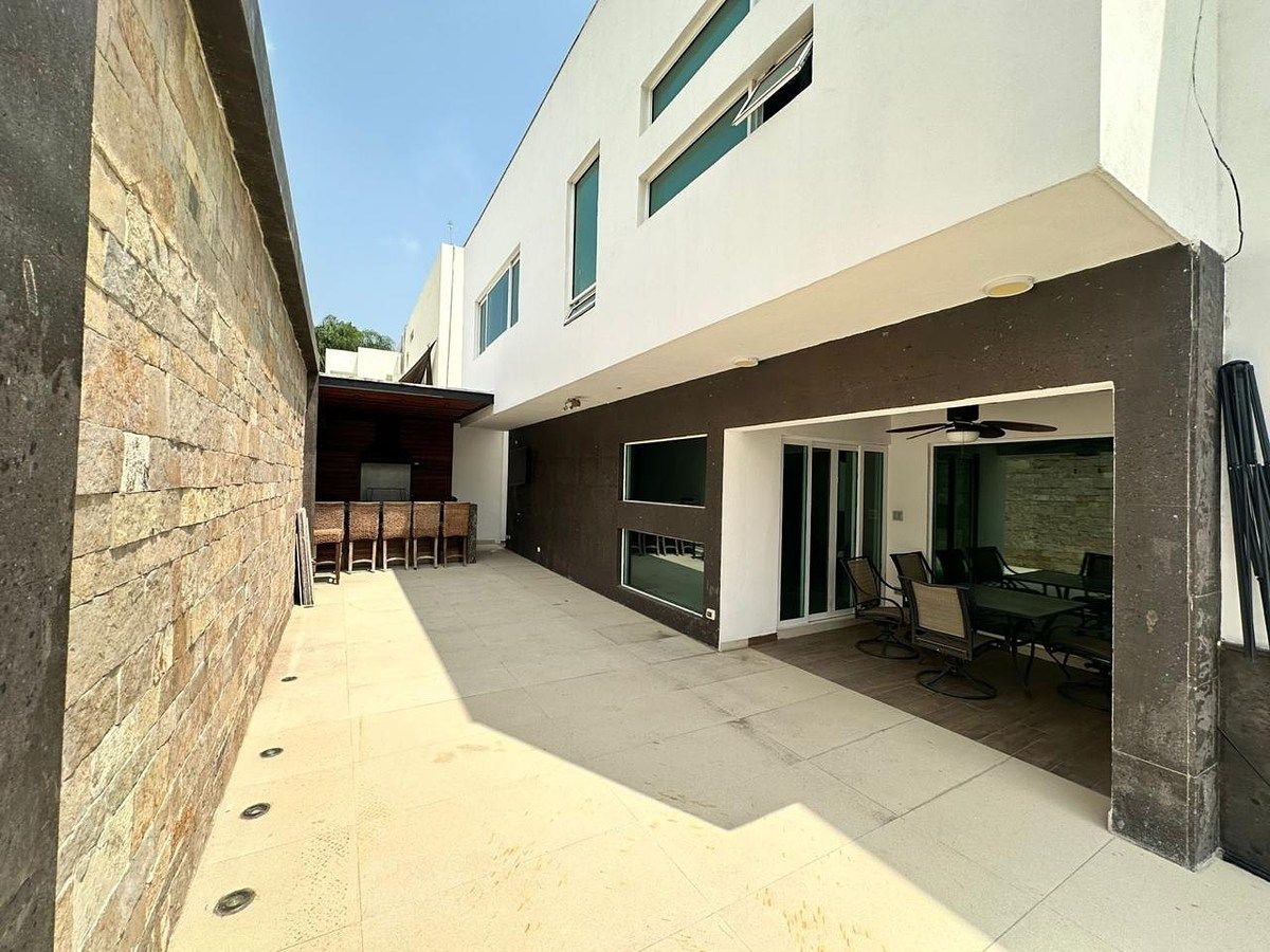 House in Carolco, Monterrey, photo 3 of 49