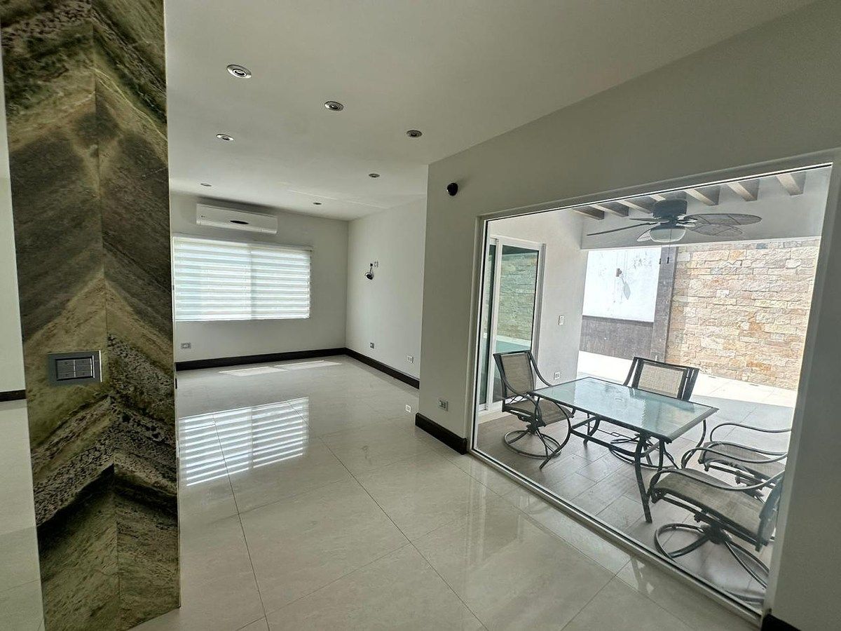 House in Carolco, Monterrey, photo 32 of 49
