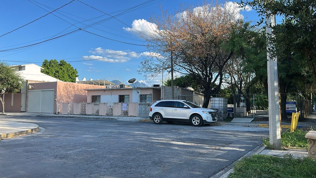 Casa em Cuauhtémoc, San Nicolás de los Garza, foto 2 de 14