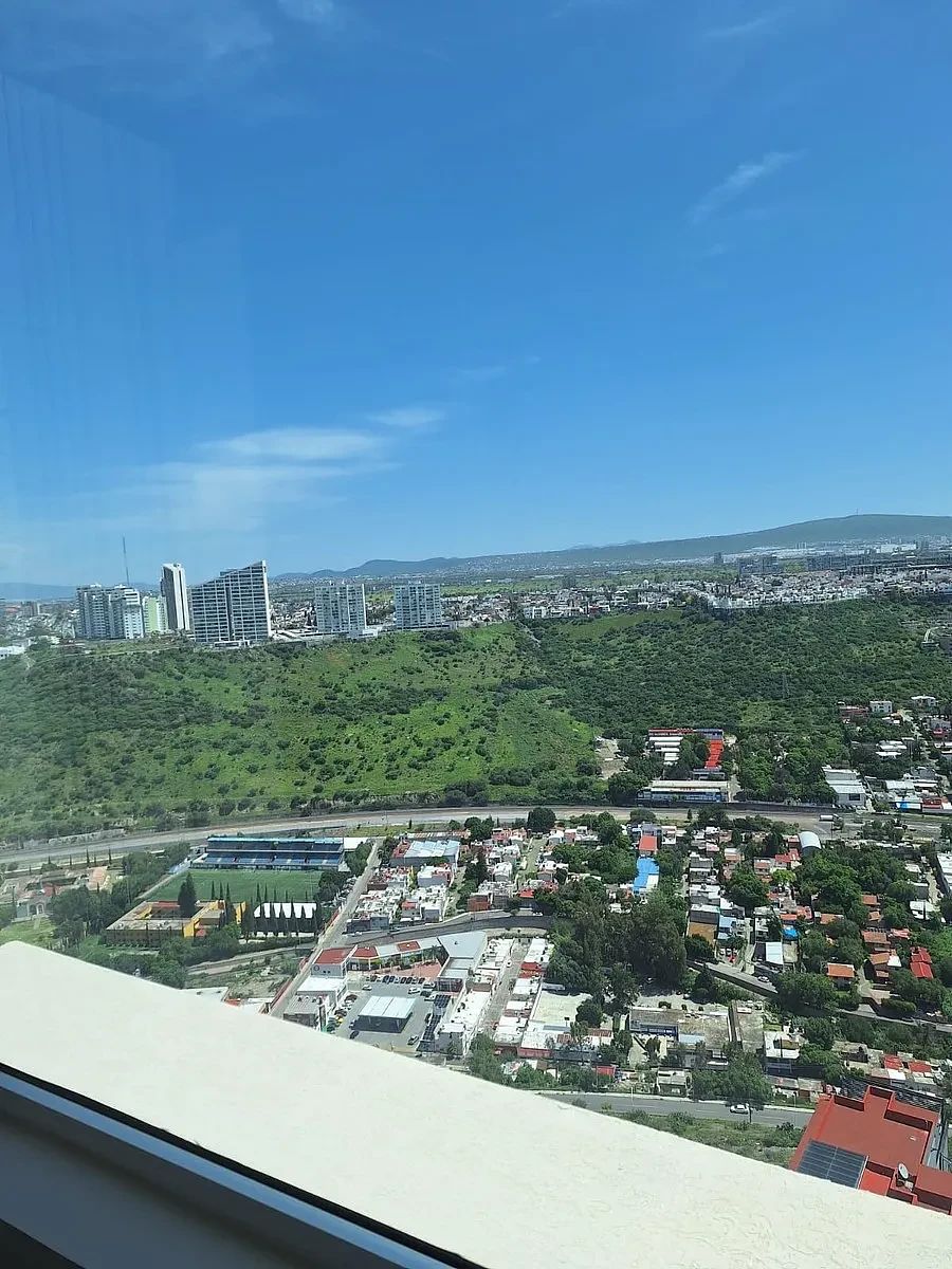 APARTMENT FOR RENT IN MILENIO IN MONTEBELLO, photo 1 of 21