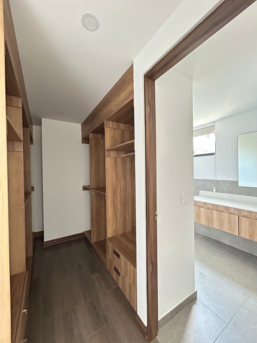 Walk in closet, foto 15 de 27
