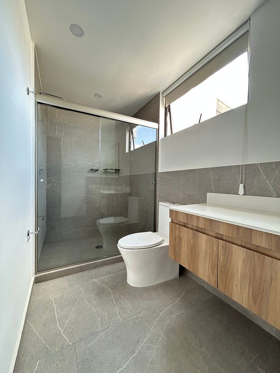 Baño recámara principal, foto 16 de 27