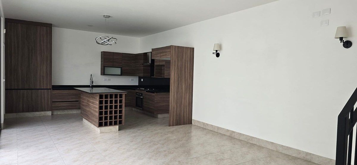 Casa en Lombardía Residencial, León, foto 2 de 15