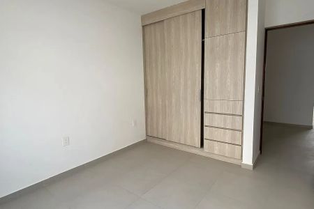 Casa en Renta en Massaro Zibatá de 4 recámaras y estudio