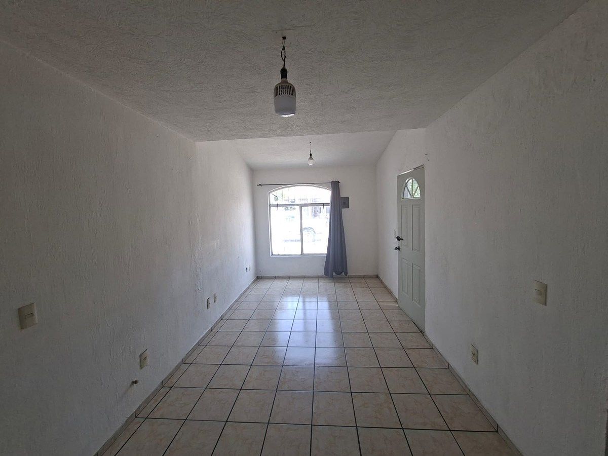 Casa en Villa Fontana, Tlaquepaque, foto 3 de 16