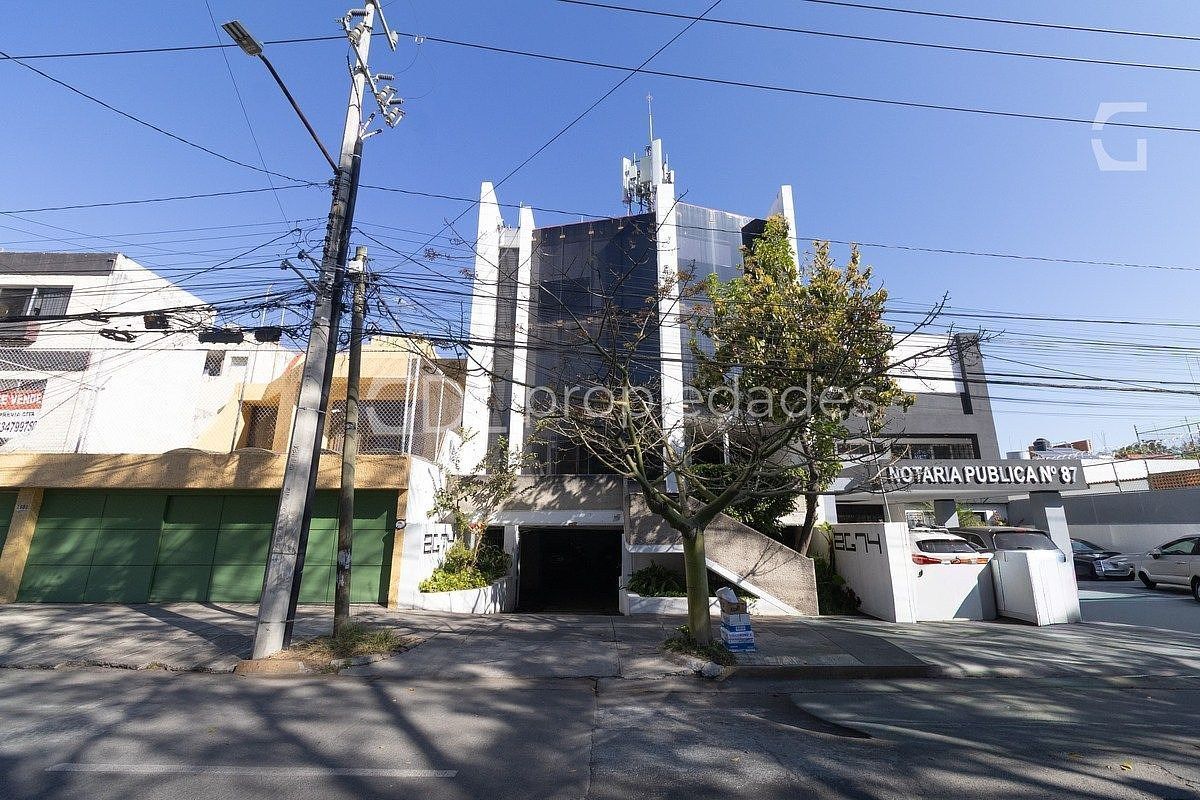 Building in Lomas de Guevara, Guadalajara, photo 5 of 45