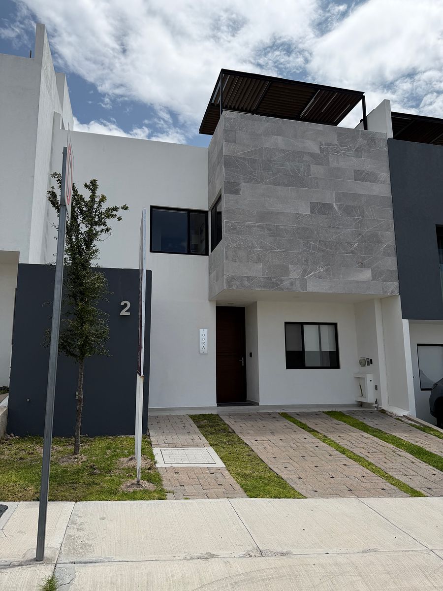 Casa à venda em Entrecielos Residencial em Zibatá, foto 1 de 30