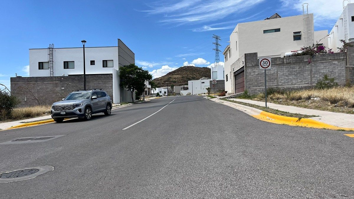 Amplias calles, foto 6 de 7
