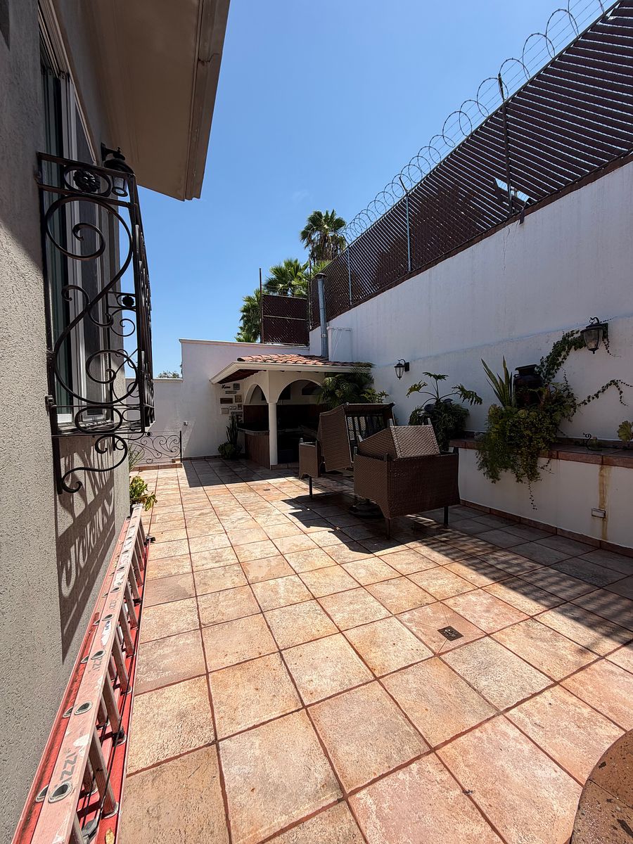 Casa en Puerta de Hierro, Tijuana, foto 20 de 25