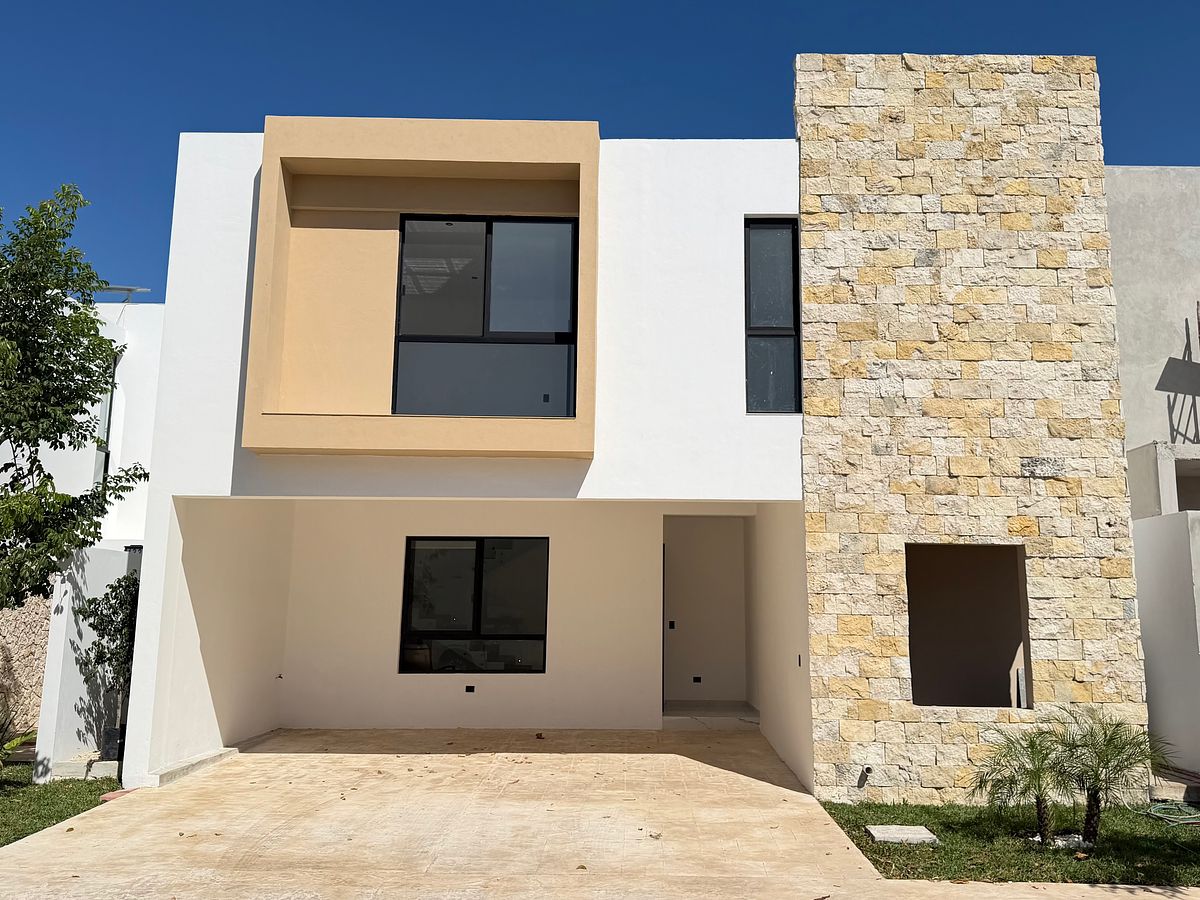 Venta de Casa Havana en Kinish, foto 1 de 26