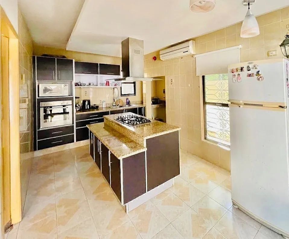 CASA EN VENTA EN ESQUINA| EN MERIDA, A DOS CALLES DE PASEO MONTEJO - foto 5