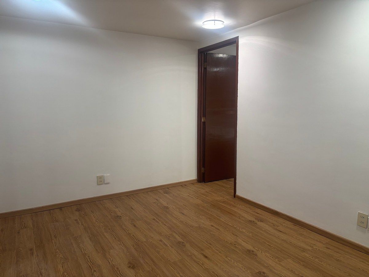 Office in Bosque de las Lomas, Miguel Hidalgo, photo 4 of 23