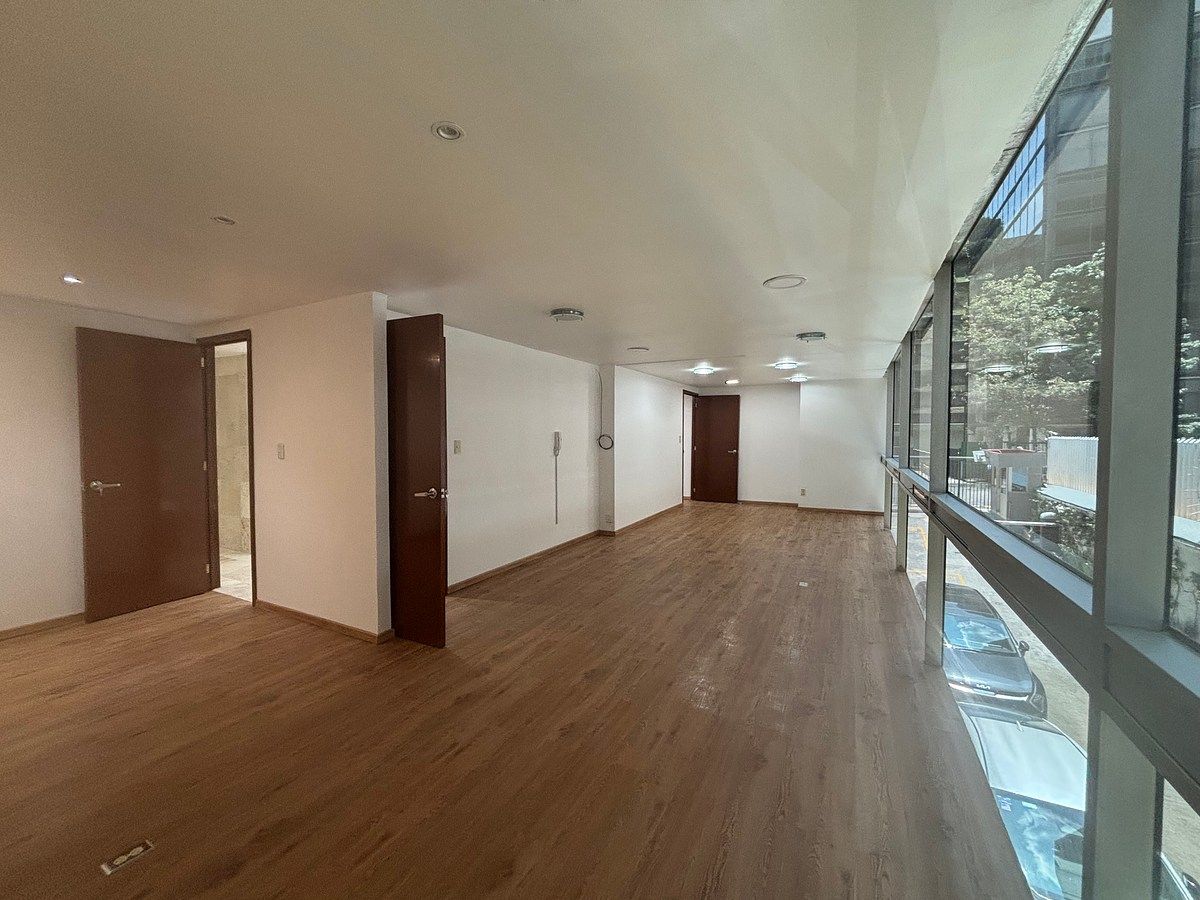 Office in Bosque de las Lomas, Miguel Hidalgo, photo 9 of 23
