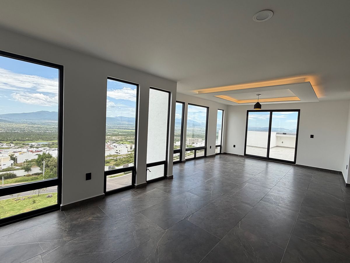 Penthouse for sale in Zibatá, photo 1 of 25