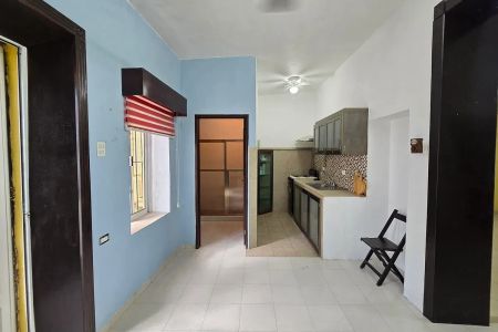 Casa en venta | Remodelada y Equipada | 2 recamaras | Centro